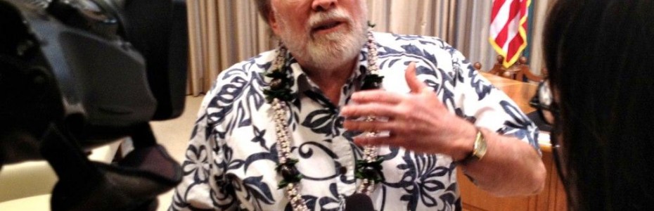 Gov. Neil Abercrombie speaking with KITV and Civil Beat in executive chambers, Sept. 18, 2012.